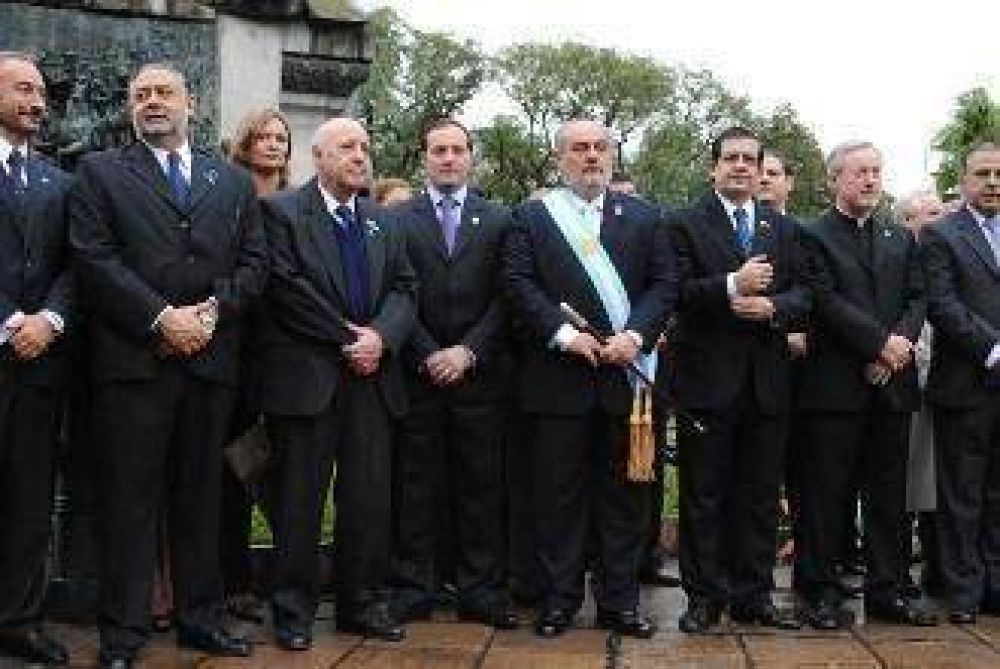 Ricardo Colombi asegur� que en la marcha de ayer hubo 150 "infiltrados" del Chaco