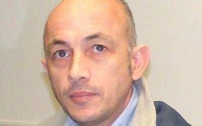 Cotillo: �no politicemos una gesti�n pedida por los padres�
