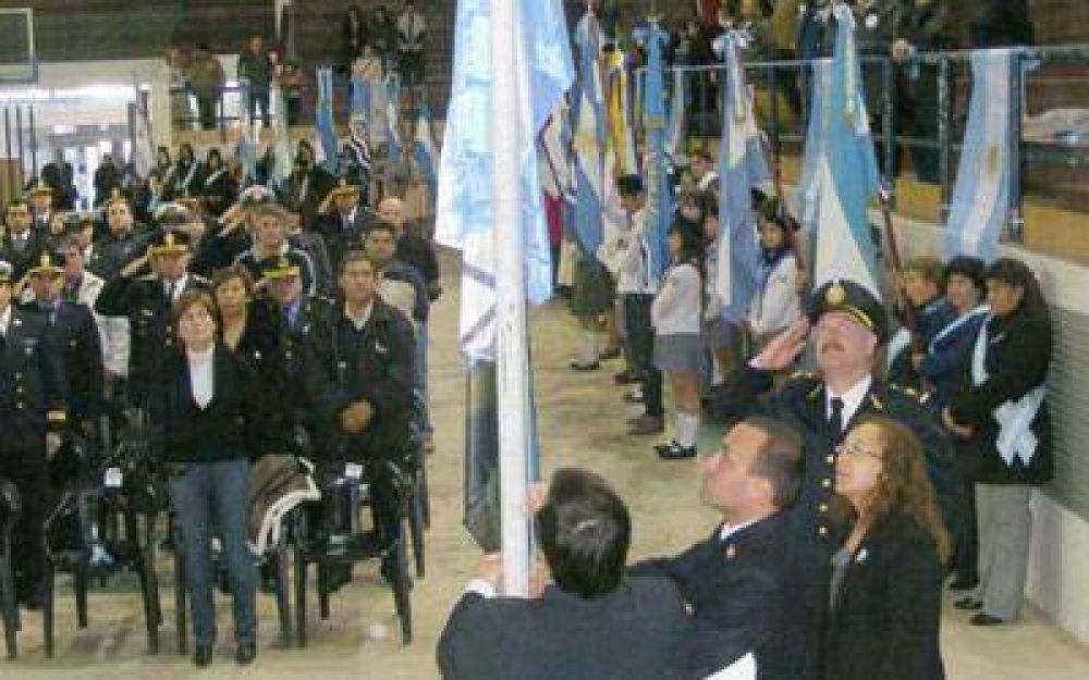 En Caleta el festejo patrio no tuvo abanderados escolares