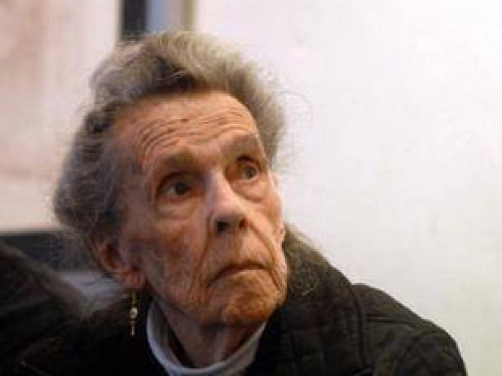 El adi�s a la �ltima surrealista