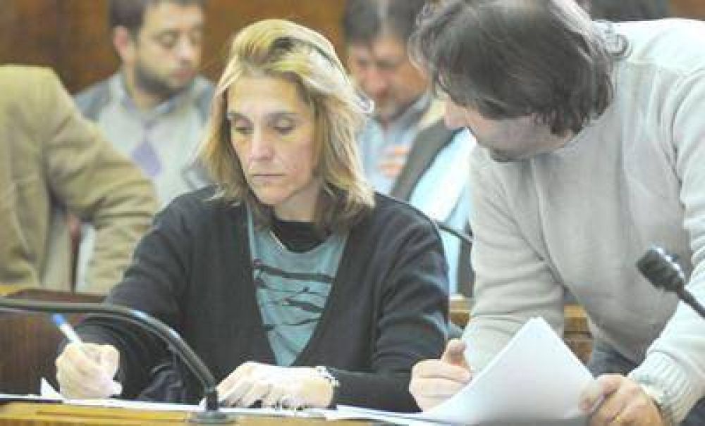 Con fuertes acusaciones de la oposici�n el Concejo aprob� las rendiciones de cuentas