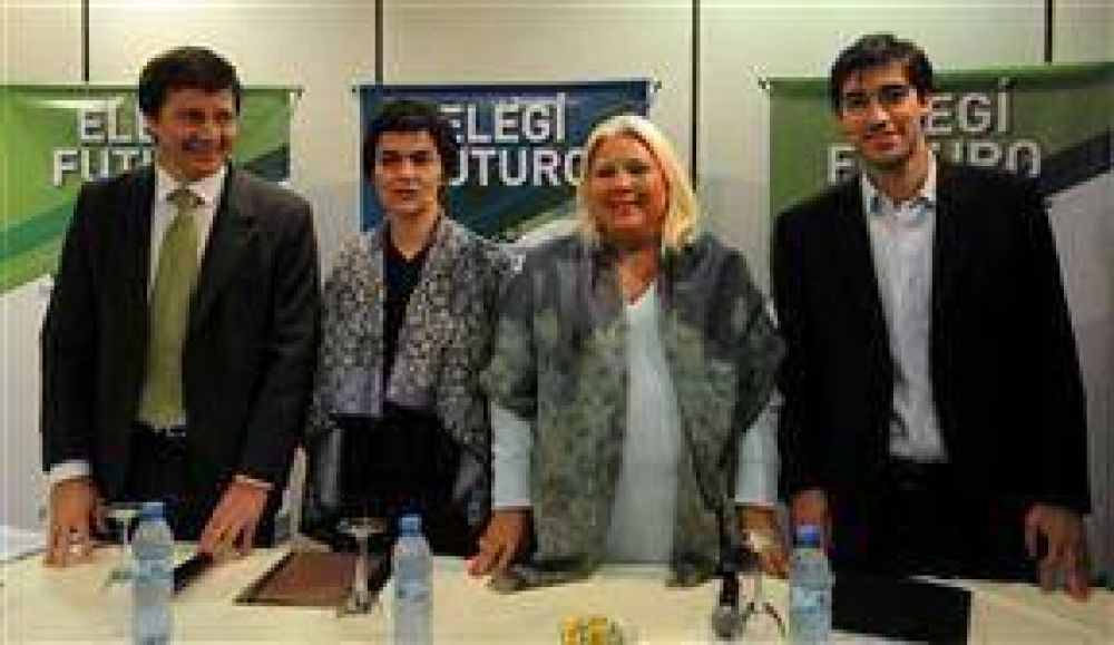 Carri� descalific� a Binner: "No hablo de cosas que no existen"