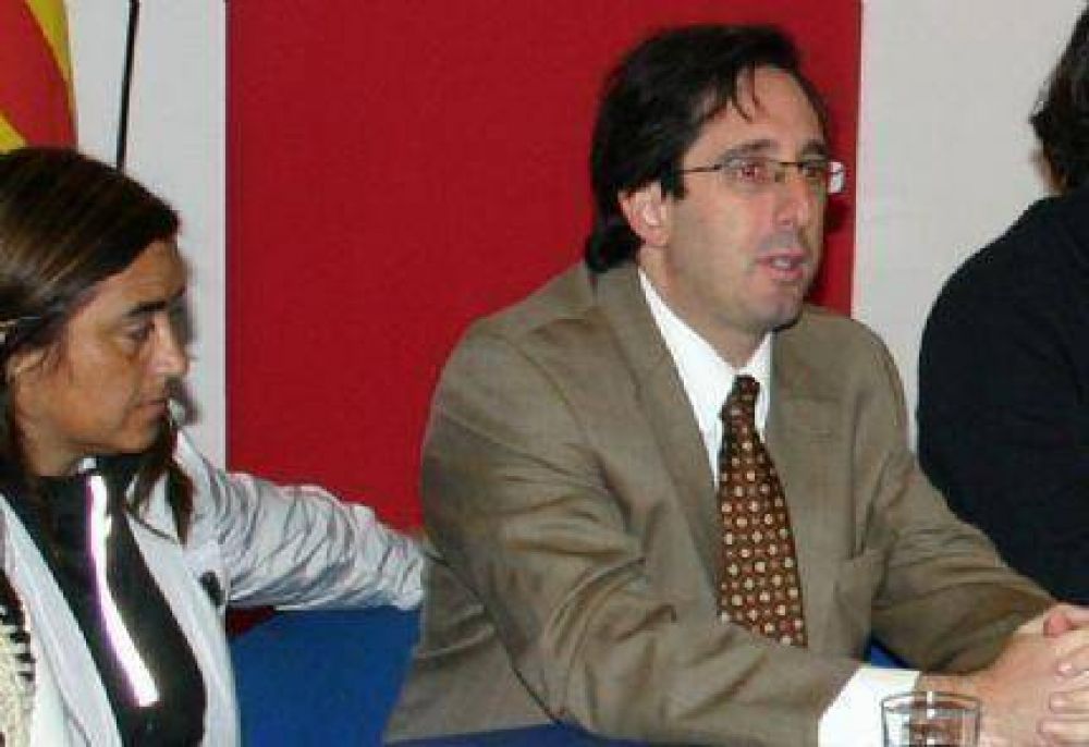Alveoliti: �El 30 d�as pondremos en marcha el sistema de multas fotogr�ficas en el tr�nsito�