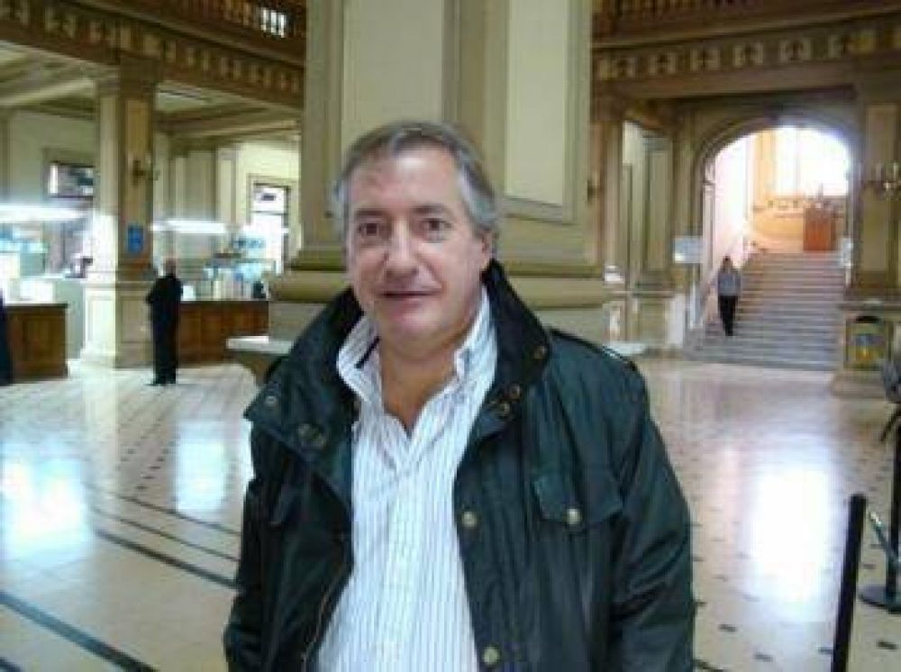 Por ahora, se mantiene la visita de Scioli para el 5 de junio