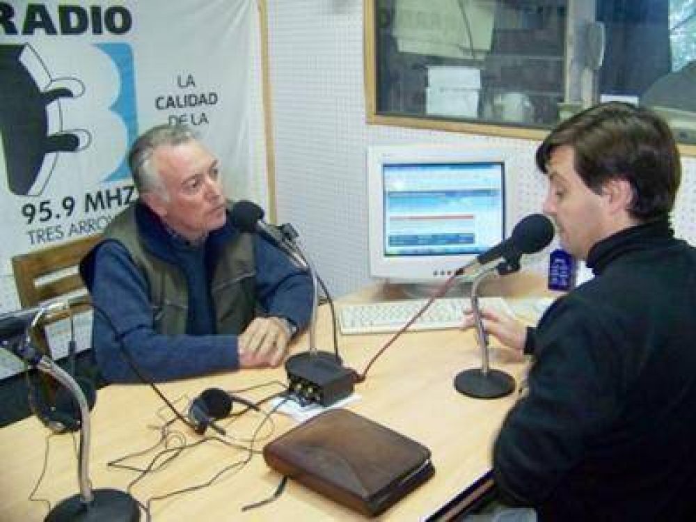 Ricardo Fern�ndez: " Vendr�n m�s obras para Tres Arroyos si el FPV es gobierno "
