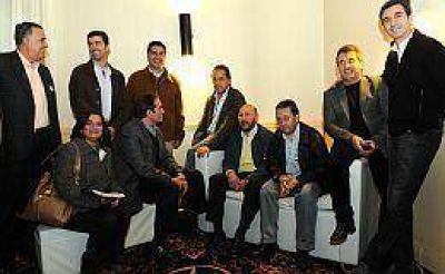 Con expl�cito apoyo a reelecci�n de Cristina, finaliz� Congreso del PJ