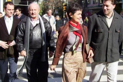 Estenssoro va a la justicia