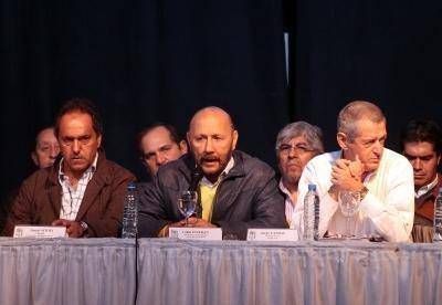 Insfr�n presidi� la reuni�n del congreso nacional justicialista
