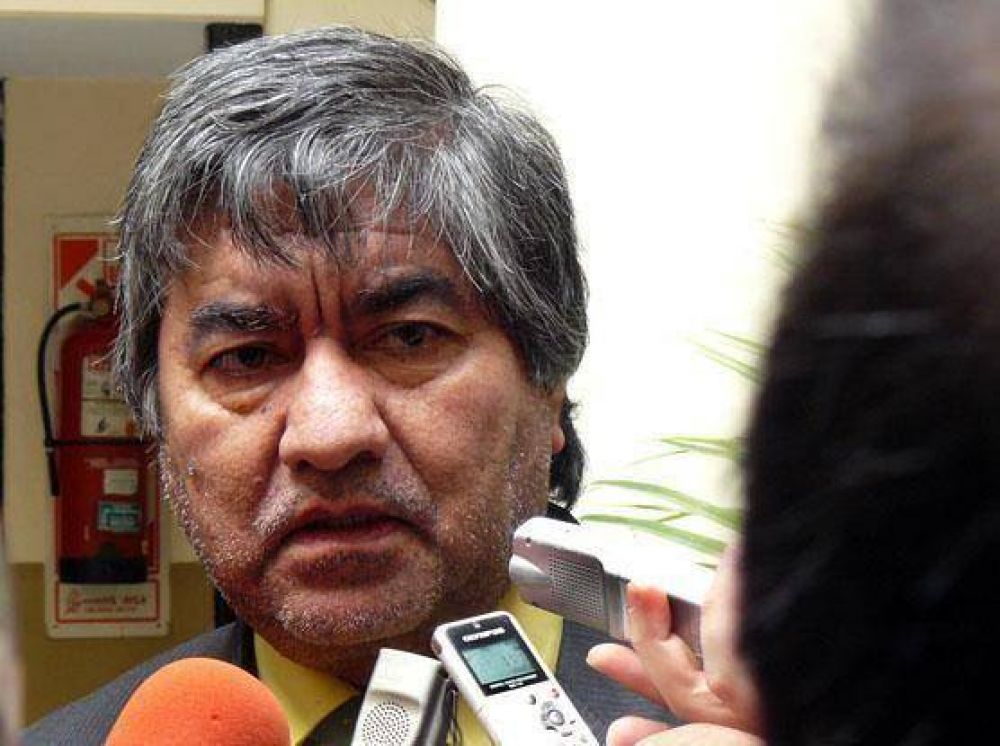 "Los ingenios tucumanos bailan al comp�s de Ledesma"