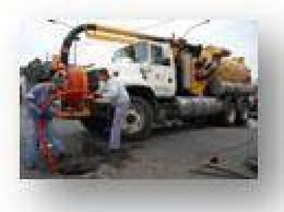 Lan�s - Limpieza de conductos pluviales