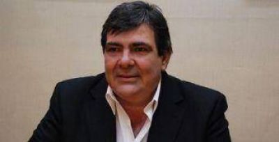 Peche espera consensuar antes de las 24 una lista con Cipolini