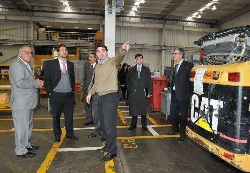 Santiago Cafiero visit� el Parque Industrial de Malvinas Argentinas
