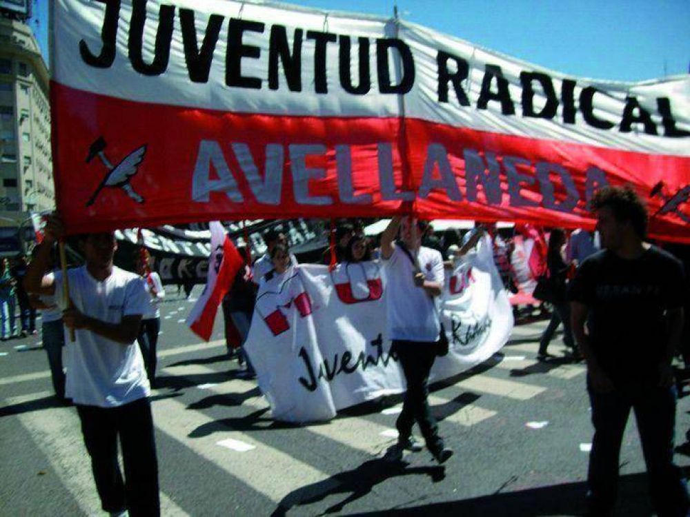 Para la Juventud de la UCR, �esta mal hablar de alianzas estrat�gicas� 