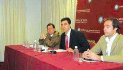 URTUBEY DECLAR� �LESIVO� EL CONTRATO POR SALTA FORESTAL, LO ENVI� A LA JUSTICIA Y DESADJUDIC� LOTES EN TOLLOCHE