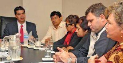 Capitanich busca evitar usurpaciones en Castelli