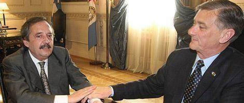 Radicales y Socialistas pusieron en el "freezer" un eventual acuerdo electoral para octubr