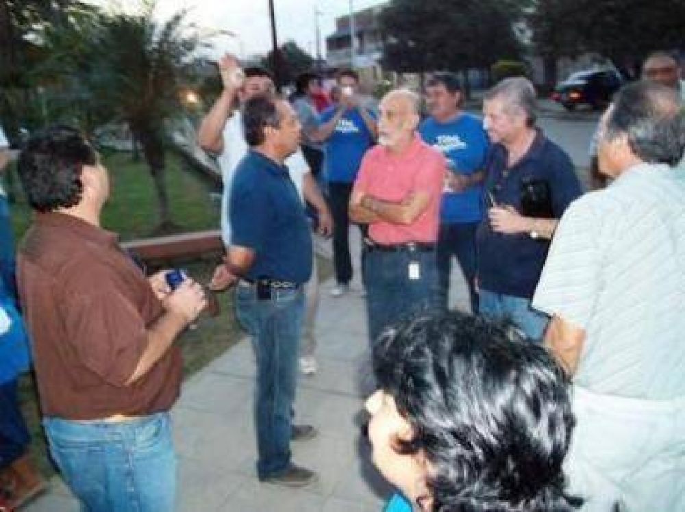 Tito Bogado recorri� ya cien barrios con su equipo