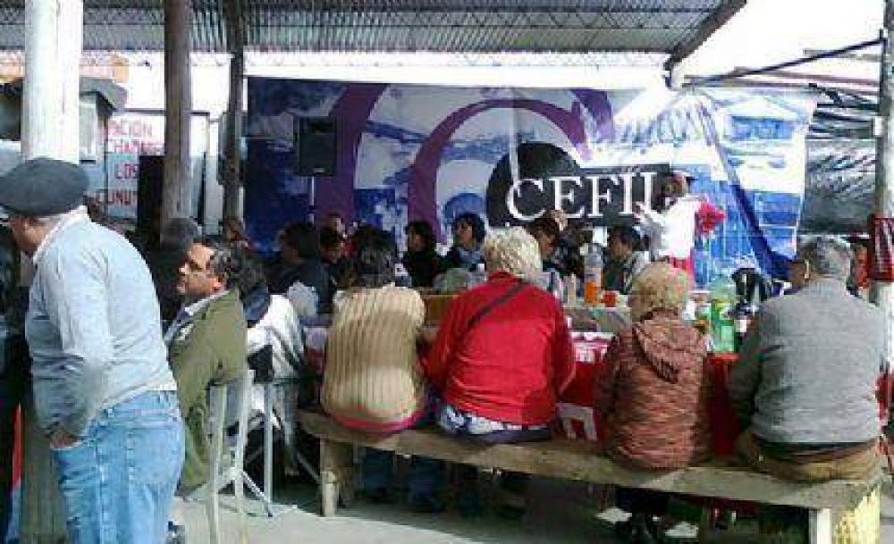 Jornada de vacunaci�n contra la gripe en El Boquer�n organizada por Cefil