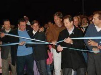 Z�rate: Sin la presencia de Scioli, C�ffaro inaugur� el primer tramo de la Av. Ant�rtida Argentina