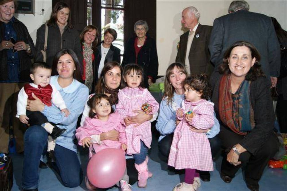 LUJ�N - LA INTENDENTA INAUGURO LA SALA MATERNAL DE LA ESCUELA MEDIA N� 5 
