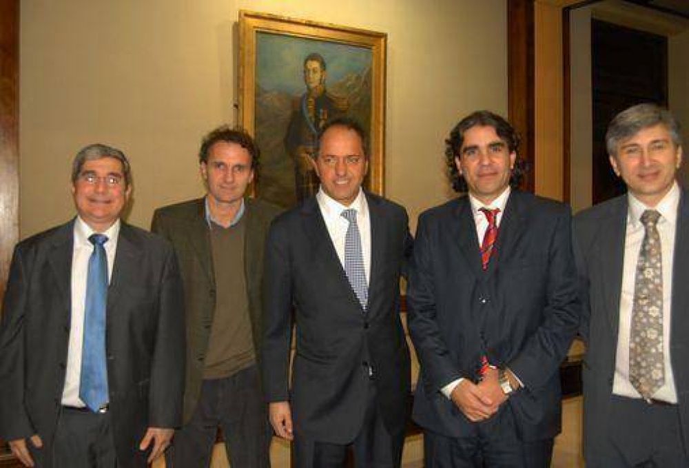 Los precandidatos K se reunieron con Scioli 
