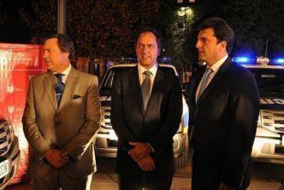 Scioli y Massa presentaron nuevos patrulleros policiales para Tigre