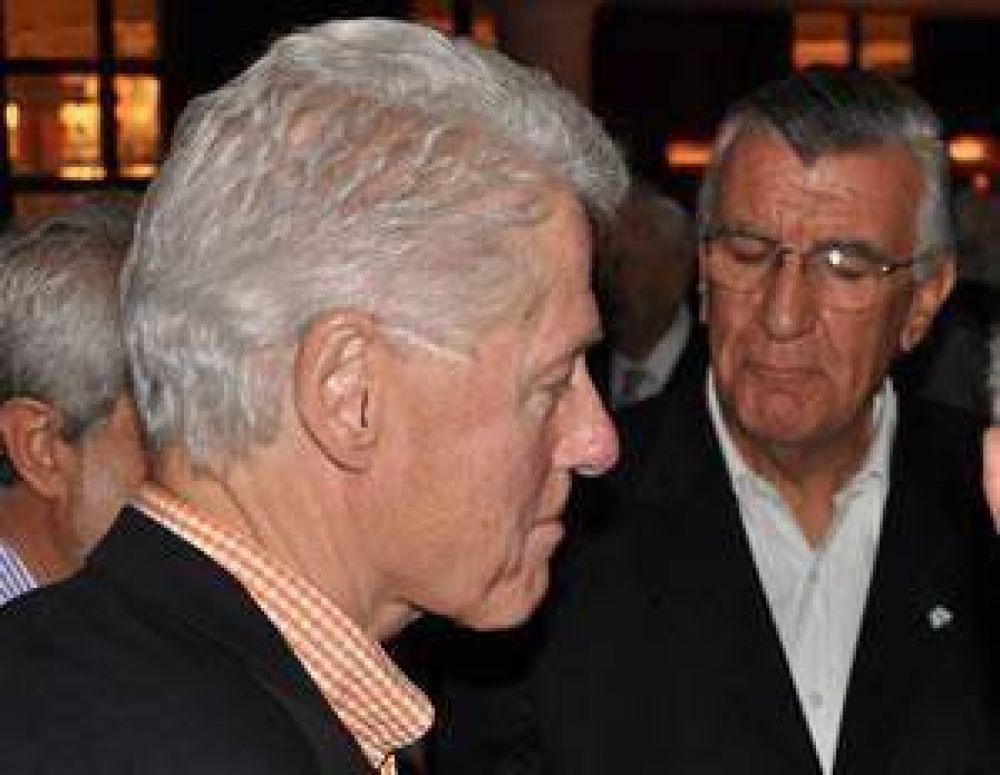 Clinton reconoci� el buen momento de la Argentina