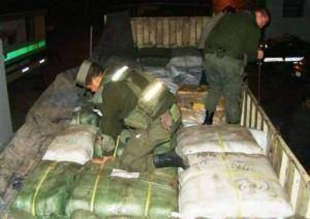 Gendarmer�a incaut� en Jujuy mercader�a ilegal por m�s de cuatro millones de pesos