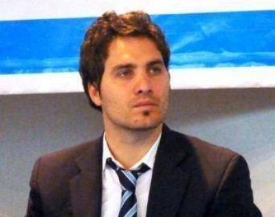 Santiago Cafiero confirm� la llegada de supermercados Cencosud