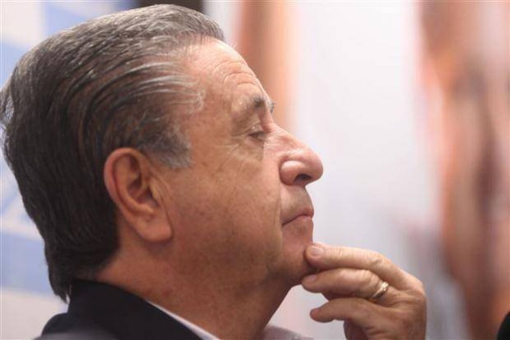 Duhalde: "Es lamentable que no se haya concretado la alianza Alfons�n-Binner"