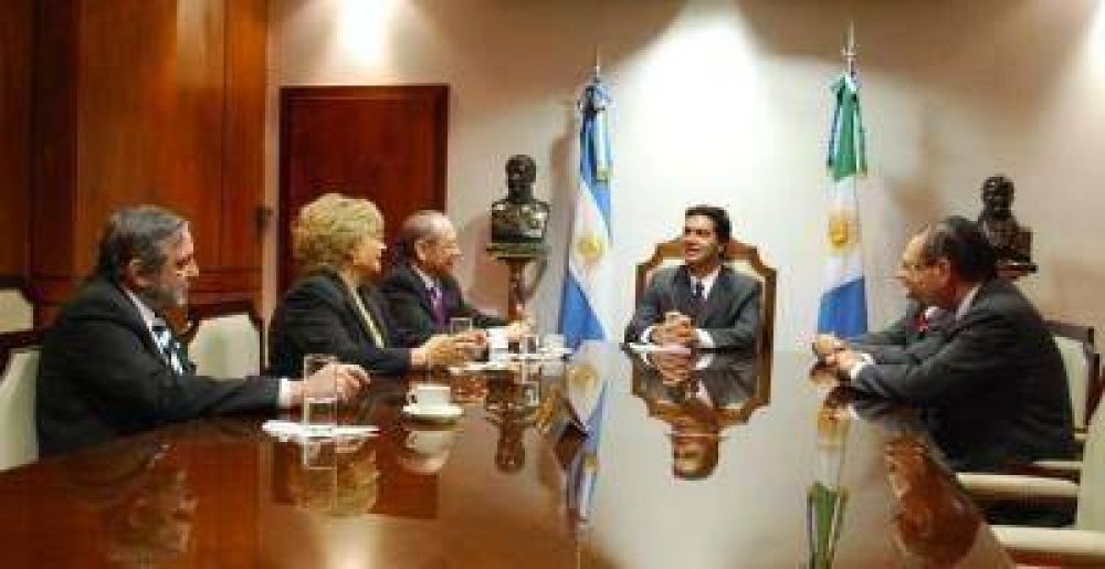 El STJ y el Gobierno abordaron la problem�tica de las deficiencias carcelarias
