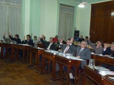 Empez� asentirse el a�o electoral, con debates y chicanas