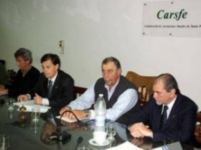 Gaviola y Bertero con representantes de CARSFE