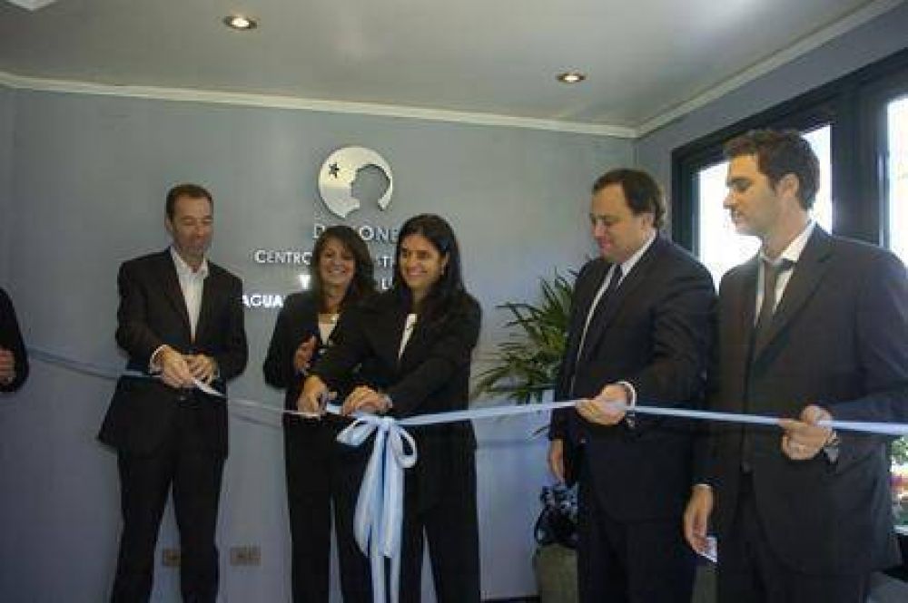 Ferr� inaugur� el nuevo Centro de Investigaci�n y Desarrollo de Villa del Sur