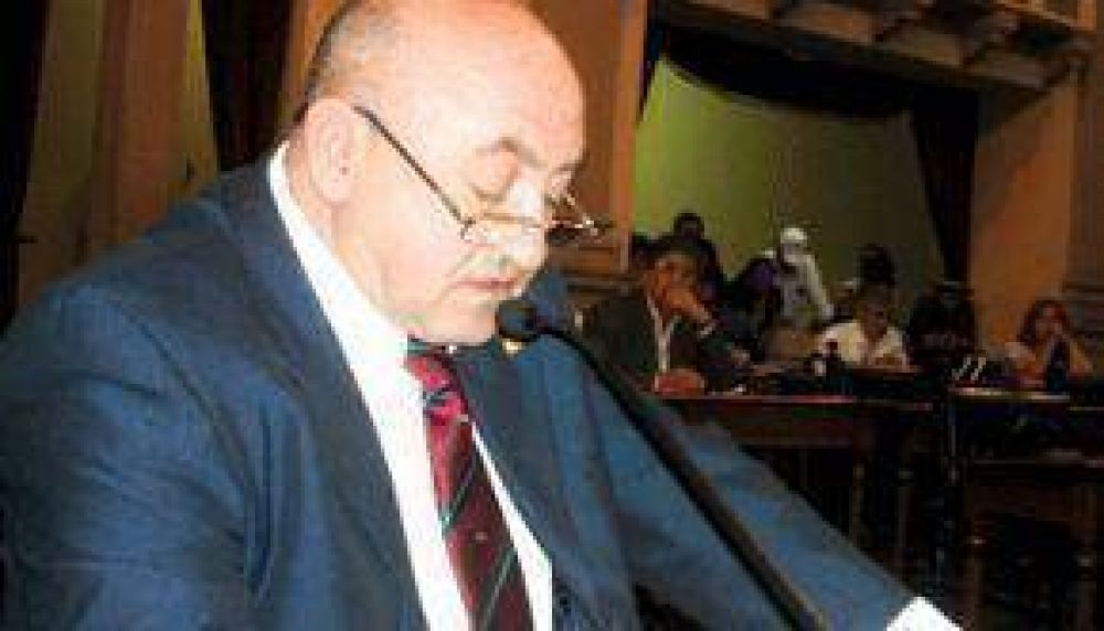 PIDEN AMPLIAR Y REFACCIONAR EL HOSPITAL DE ALTO LA SIERRA