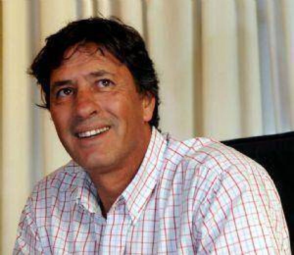 El heredero quiere demostrar que se merece ser intendente