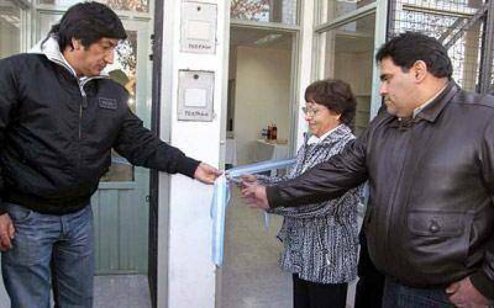 Flaquier inaugur� nueva sede de obra social petrolera en Truncado