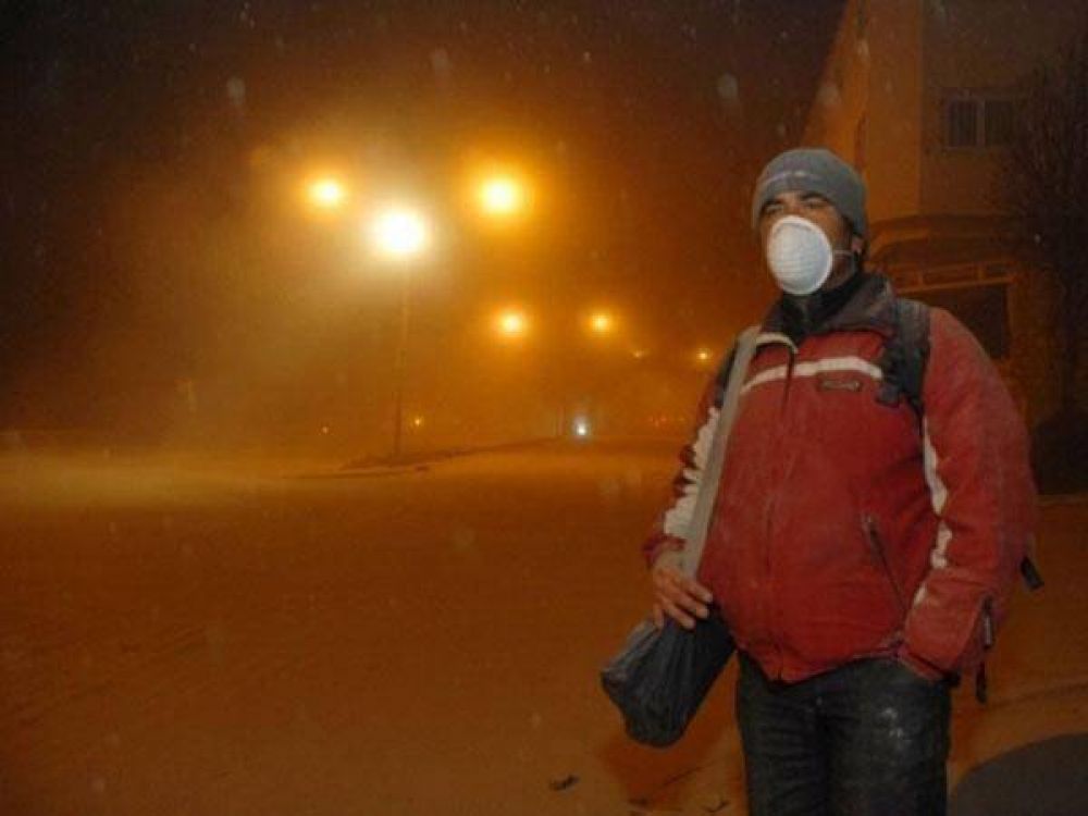 Por la ceniza, evacuaron el puesto de vigilancia del Paso Samor�