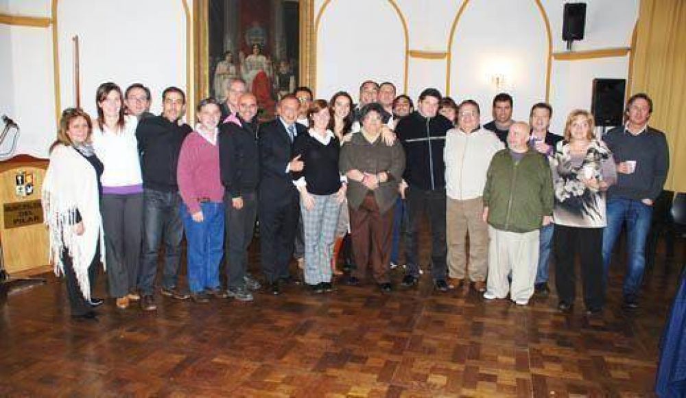 Z�ccaro integr� la mesa del PJ bonaerense que apoy� a Cristina