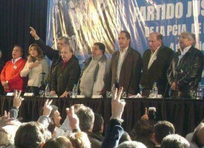 Ishii pate� el tablero en el Congreso Provincial del PJ
