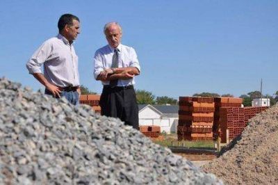 Tras su lanzamiento, Feito habl� por primera vez de su candidatura
