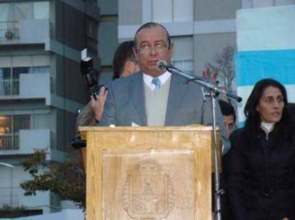 Algunas perlitas en el discurso del Intendente S�nchez