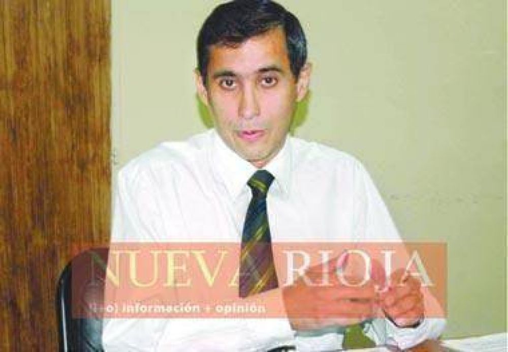 Avanza la legislaci�n que beneficia al sector oliv�cola