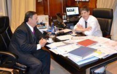 En Buenos Aires, Ricardo Quintela ratific� su respaldo al gobierno K