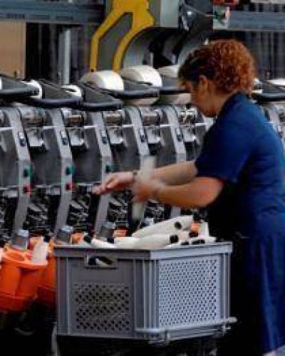 Promoci�n Industrial. Gremio textil desconf�a de las gestiones de Jorge Yoma