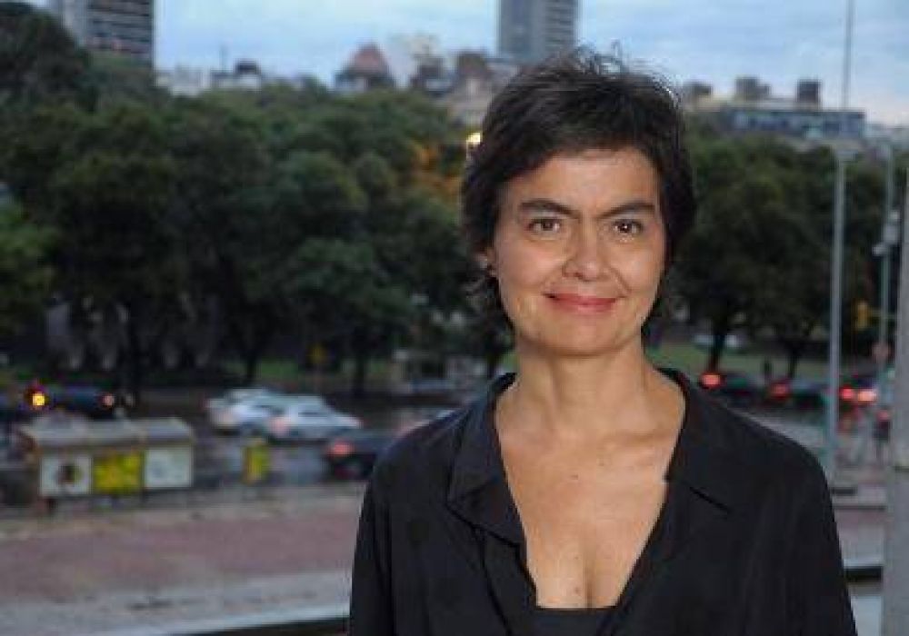 Estenssoro: 'La elecci�n porte�a no est� polarizada'
