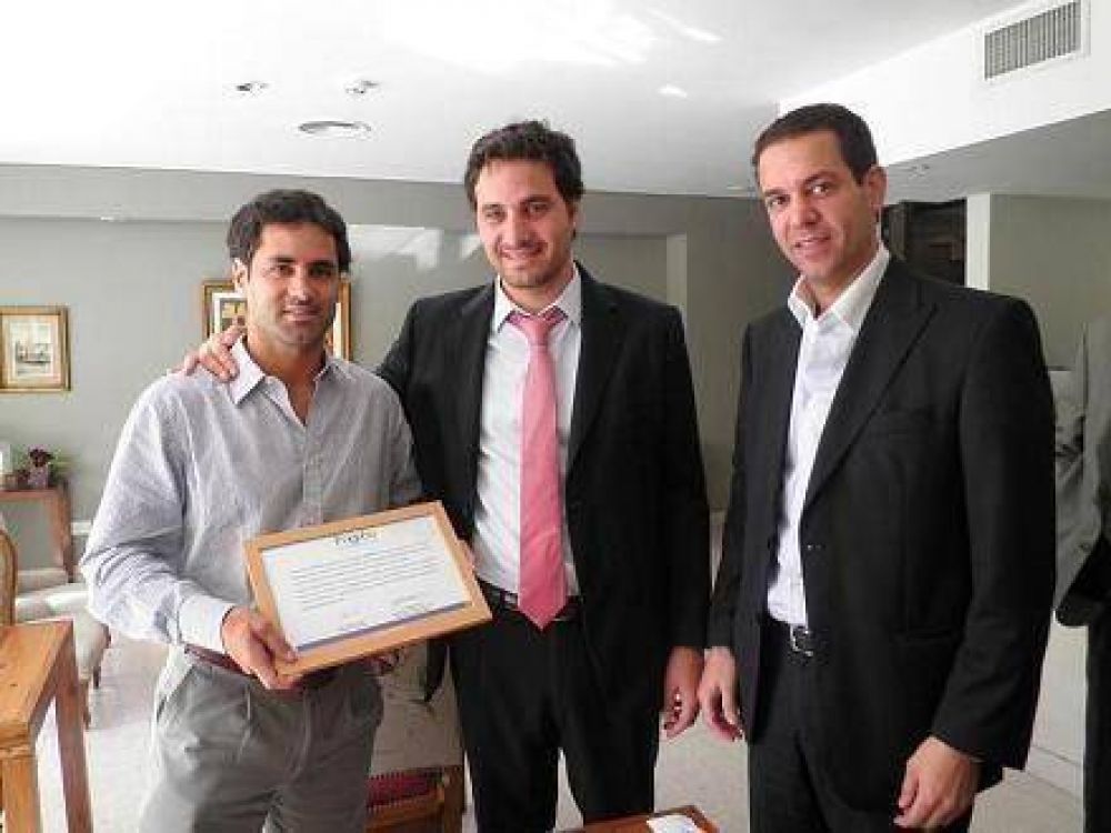 Santiago Cafiero se reuni� con peque�os y medianos empresarios