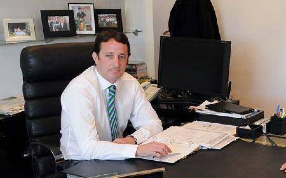 Insaurralde admiti� que tiene c�ncer pero igual va por la reelecci�n en Lomas 