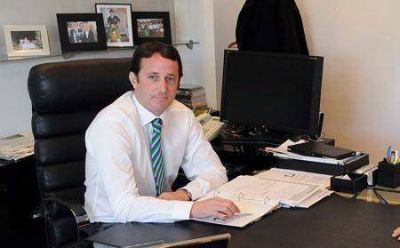 Insaurralde admiti� que tiene c�ncer pero igual va por la reelecci�n en Lomas 