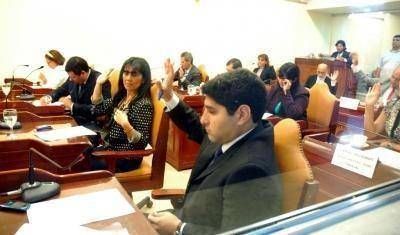 Habr� una fuerte pugna partidaria para cubrir cargos en la intendencia y el HCD